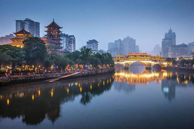 如果只有一天时间玩成都，咋个耍哟？